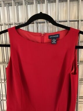 Ann Taylor Bright Red Sleeveless Sheath Dress EUC